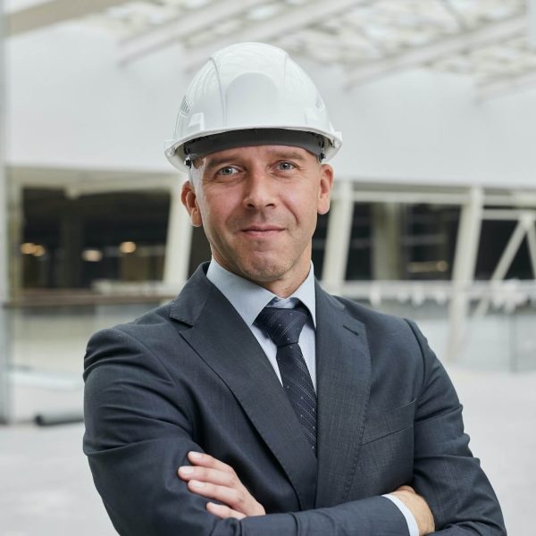confident-businessman-at-construction-site-1.jpg confident-businessman-at-construction-site-1.jpg